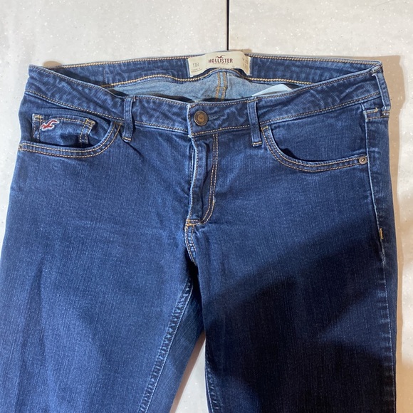 Hollister Dark Wash Low-Rise Jegging - Picture 2 of 5